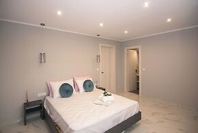 Gigi Star Luxury ApartVilla with Pool, Sea View