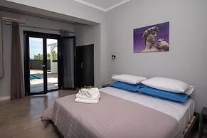 Gigi Star Luxury ApartVilla with Pool, Sea View