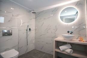 Gigi Star Luxury ApartVilla with Pool, Sea View