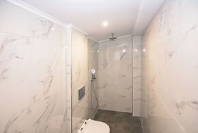 Gigi Star Luxury ApartVilla with Pool, Sea View