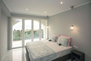 Gigi Star Luxury ApartVilla with Pool, Sea View