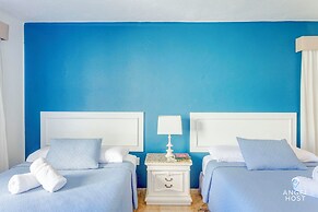 Deluxe Suites at Villas Tropical