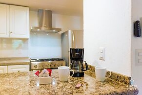 Deluxe Suites at Villas Tropical