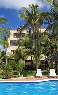 Deluxe Suites at Villas Tropical