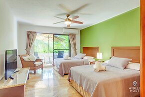 Deluxe Suites at Villas Tropical