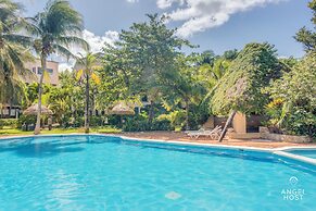 Deluxe Suites at Villas Tropical