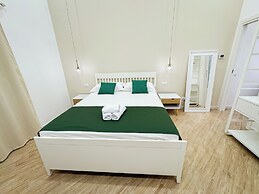 Giandra Rooms and Garden