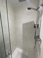 Stylish City Center 2 BR Retreat