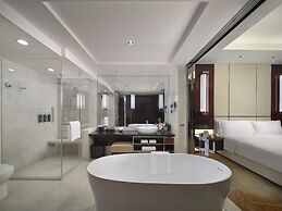 Hilton Harbin Exhibition Center