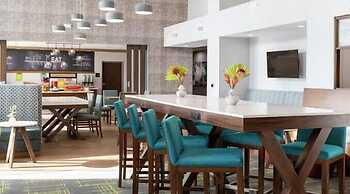 Hampton Inn & Suites Maui North Shore