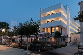 Hotel Preko Ugljan Island, Curio Collection By Hilton