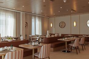 Hotel Preko Ugljan Island, Curio Collection By Hilton