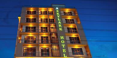 Skylark Hotel