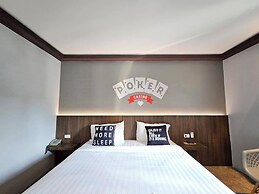 Paramount Palace Hotel Dannok