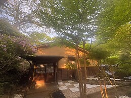 yamakawaonsen kosugian