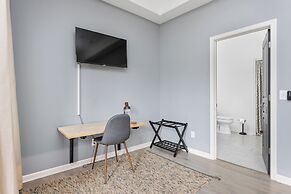 Entire Home in Fountain Square