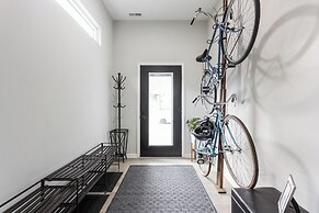 Entire Home in Fountain Square