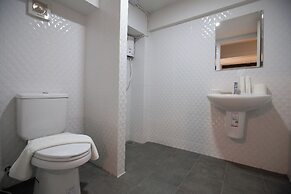 185 @ Surawong Hotel