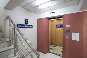 D-haus Ngamwongwan Residence