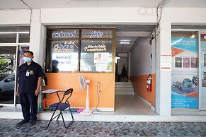 D-haus Ngamwongwan Residence