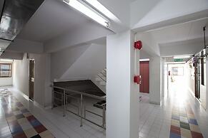 D-haus Ngamwongwan Residence