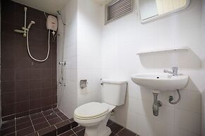 D-haus Ngamwongwan Residence