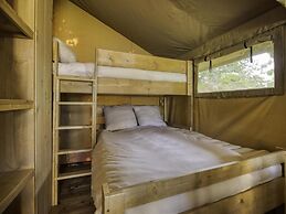 Comet Glamping Tent, Ardennes