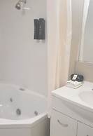 Fountain Court Motel