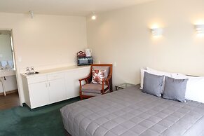 Fountain Court Motel