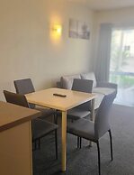 Fountain Court Motel