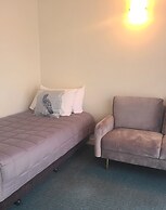 Fountain Court Motel