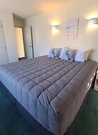 Fountain Court Motel