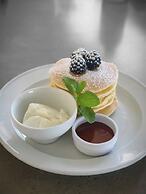 Fountain Court Motel