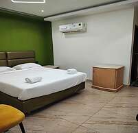 The Cloud Hotel