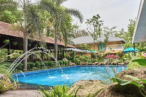 Mayfair Manor Alibag