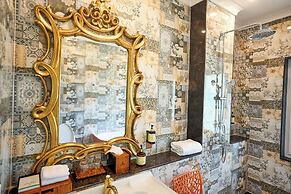 Mayfair Manor Alibag