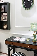 Vishan Garden Trendy Hostel