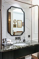 Vishan Garden Trendy Hostel