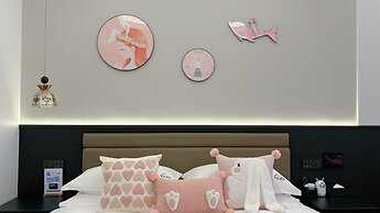 Vishan Garden Trendy Hostel