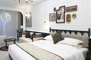 Vishan Garden Trendy Hostel