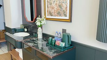 Vishan Garden Trendy Hostel