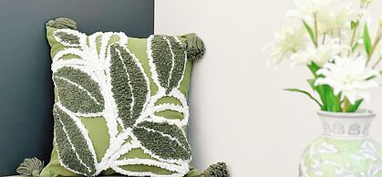 Vishan Garden Trendy Hostel