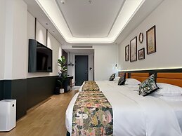 Vishan Garden Trendy Hostel