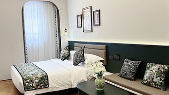 Vishan Garden Trendy Hostel