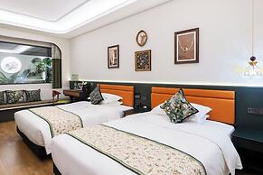 Vishan Garden Trendy Hostel