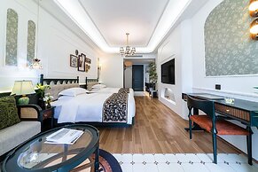 Vishan Garden Trendy Hostel