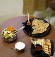 Hotel Paras Chandigarh Zirakpur