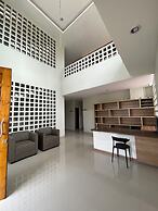 9 Residence Guesthouse Syariah Cilandak