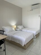 9 Residence Guesthouse Syariah Cilandak