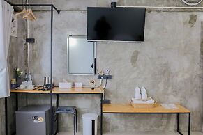 R2 Bed and Pool Kanchanaburi